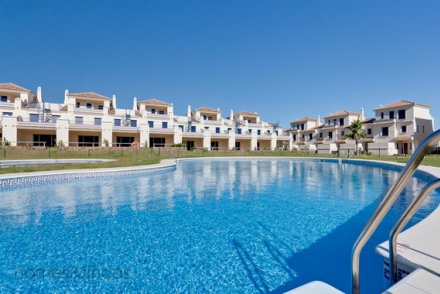 Repossessed and distressed properties for sale in Costa Esuri - Spain